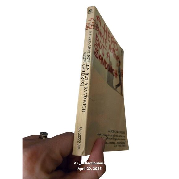 A hero ain't nothing but a sandwich by Richard Childress - avon books - 38020220 - Picture 2 of 5